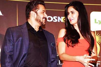 Salman Khan Croons 'Happy Birthday' For Katrina Kaif in New York