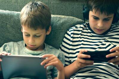 How Gadgets Are Impacting Parent Child Relationships? Experts Answer