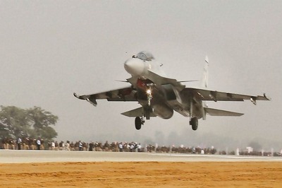 Sukhoi-30MKI Fighter Jet Crashes in Barmer, 3 injured, Pilots Eject Safely