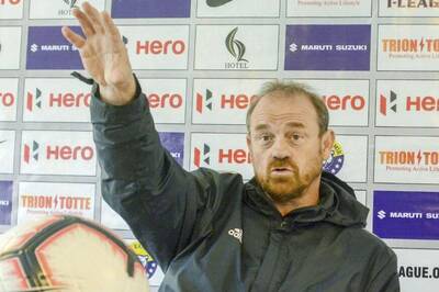 Itching to See His Ailing Mother, Real Kashmir FC Coach's Anxious Wait to Leave for Scotland Continues