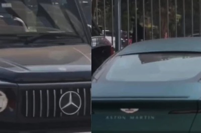 'Power Of Platform Fee': Fleet Of Luxury Cars At Zomato-Blinkit Office Triggers Internet Frenzy