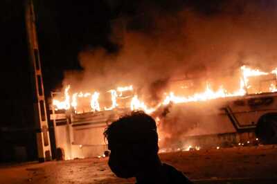 One Injured, 40 Arrested As Protest Continues Outside Sri Lankan President Gotabaya’s Home