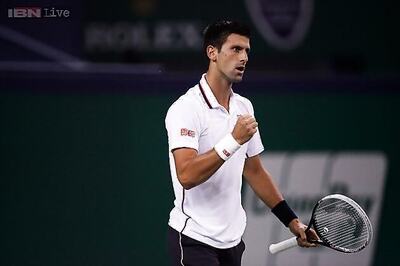 Novak Djokovic, Roger Federer reach quarters in Shanghai