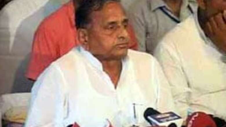 UP CM's hometown stones his convoy