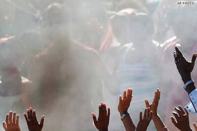 China detains 1,000 in doomsday cult crackdown