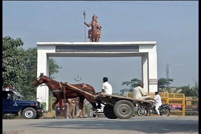 Dadri lynching: Don't want further probe, victim's kin tell UP CM