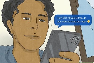 What Does “WYS” Mean? Explaining the Texting Acronym