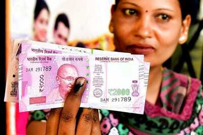 Rupee Rebounds from 1-month Low, Soars 28 Paise