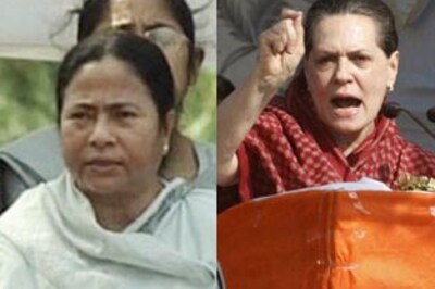 Sonia, Mamata to share dais in West Bengal