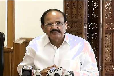 Vadra Row: We Don't Leak Reports, Says Venkaiah Naidu