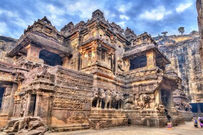 Forts to Caves: 5 Unforgettable Experiences In Maharashtra