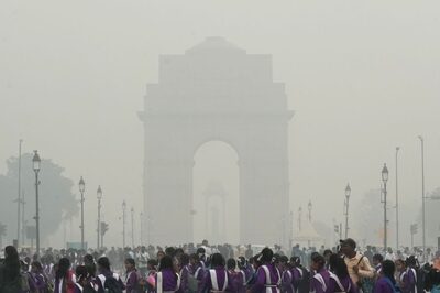 Traffic Near India Gate Affected Due to R-Day Parade Rehearsal