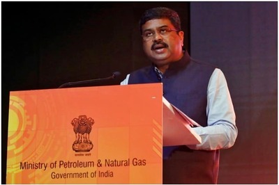 Amid Rocketing Global Oil Prices Post Saudi Attacks, Petroleum Minister Assures 'Steady Supply' to India