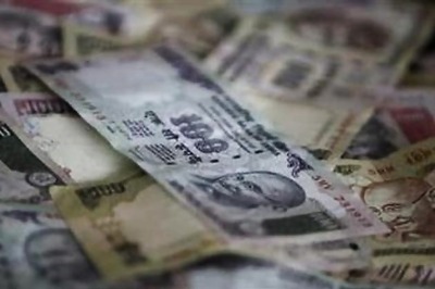 Rupee loses 23 paise to end at 3-week low of 59.38 against US dollar