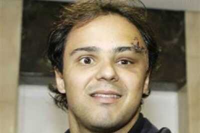 Massa arrives in Brazil for more tests