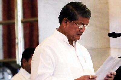 Harish Rawat pays tribute to Jawahar Lal Nehru, urges people to follow his ideals