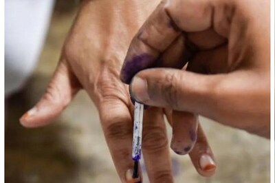 Election Commission Team Holds Meetings in Gujarat to Review Preparedness for State Assembly Polls