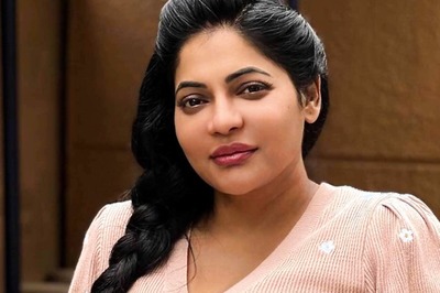 Tamil Actress Reshma Pasupuleti Dons A Cute Look In A Pink Crop Top; See Pics