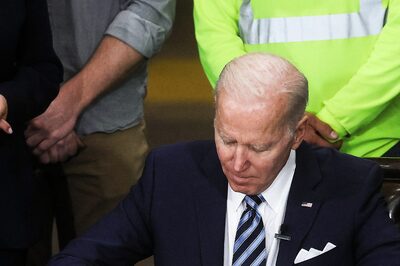 Lawmakers Urge Biden To Step Up Vaccine Diplomacy, Work With India To Strengthen Supply