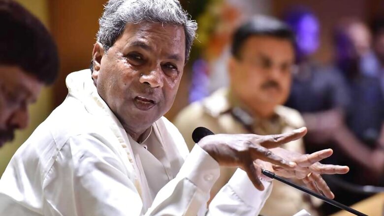 Centre Can Bestow Bharat Ratna on Shivakumar Swamiji Instead of Savarkar, Says Siddaramaiah