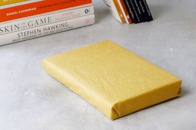 How to Wrap Books As a Gift