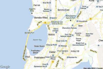 Mumbai: Building collapses in Mahim after rain