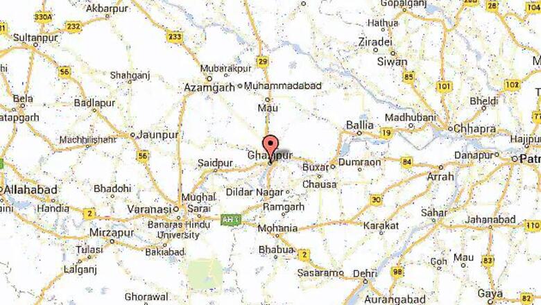 Ghazipur: Woman, two children end life by jumping before train