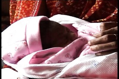 Infant hidden in drawer by mother minutes after birth dies in US