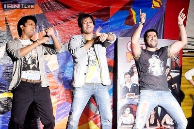 Riteish Deshmukh is a legend in adult comedies: Vivek Oberoi