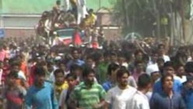 Curfew continues in Kashmir, nine districts