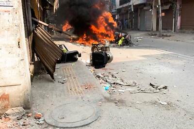 Violent Mobs, Silent Cops, Stock of Stones & Slogans: How Terrible Tuesday Unfolded in Delhi’s Maujpur