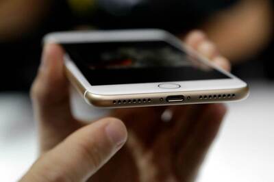 Reliance Jio Users Buying iPhone 7, 7 Plus, 6s, 6 and SE Will Get Free 1 Year Jio Services