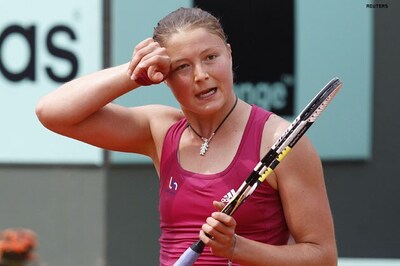 Safina ends slump by beating Bondarenko