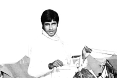 'They All Called Me Unnt': Amitabh Bachchan's Throwback Pic From Sets Of His 2nd Film