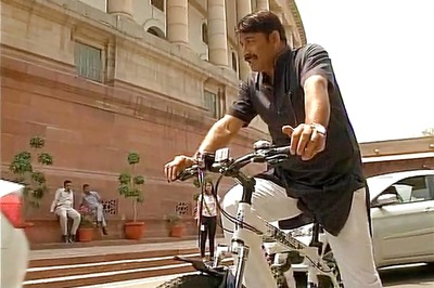 BJP MP Manoj Tiwari Pedals Bicycle to Parliament