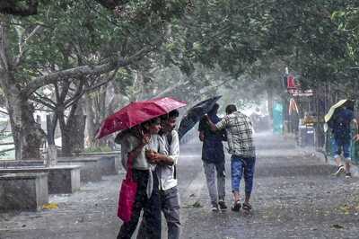 Weather Alert: Cyclone Biparjoy Brings Rain in Rajasthan, Several Areas Flooded; Shah Lauds Guj Rescue Ops