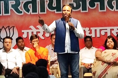 Shiv Sena Aligned with People Having 'Moon and Star' Flags, Says BJP Leader Ashish Shelar