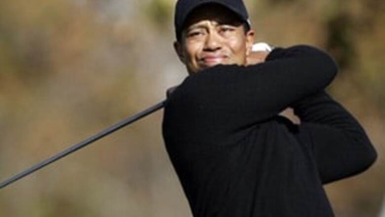 Tiger backs Federer to break Sampras' record