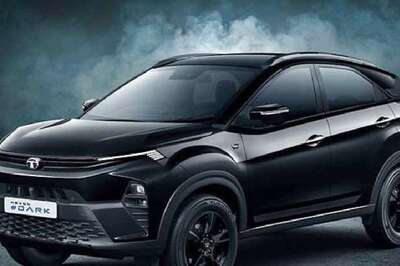 Tata Motors Shares Fall 5% Amid Global Demand Concerns; Should You Buy, Sell or Hold?