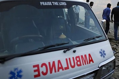 Failing to Get An Ambulance on Time, UP Woman Dies in Handcart On Way To Hospital