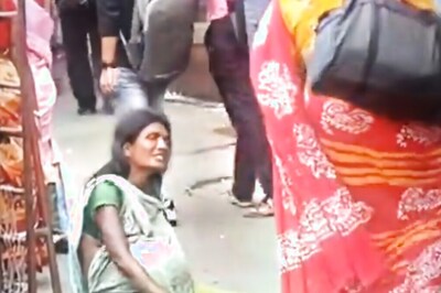 Man Helps Pregnant Beggar By Performing Dance Moves, Reminds Internet Of Krrish