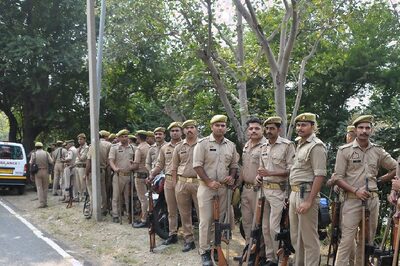 Car Hits Kanwariyas Near Ghaziabad, Cops Impose Traffic Curbs, Heighten Security