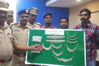 Hyderabad: 4 from Bengal Arrested for Robbing Gold, Diamond Jewellery Worth Rs 1 Crore