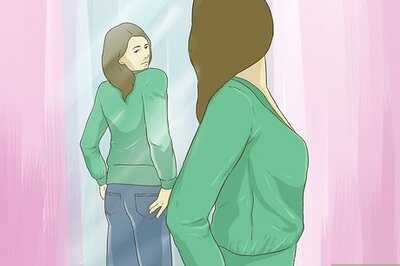 How to Wear a Bomber Jacket