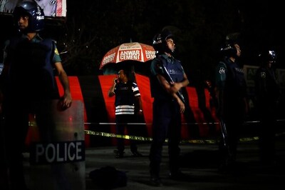 Man Blows Self up Near Bangladesh Airport, Islamic State Claims Attack