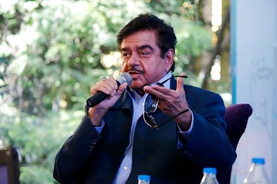 'Courageous, Thought Provoking': Shatrughan Sinha Heaps Praise on Modi for His I-Day Speech