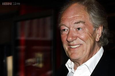 'Harry Potter' actor Sir Michael Gambon to retire from theatre