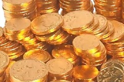 Gold prices up on higher global trend