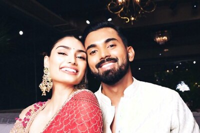 Athiya Shetty And KL Rahul Set Couple Goals, Twin In Pink Sneakers