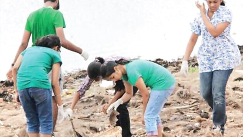 Hyderabad students clean Kapra lake